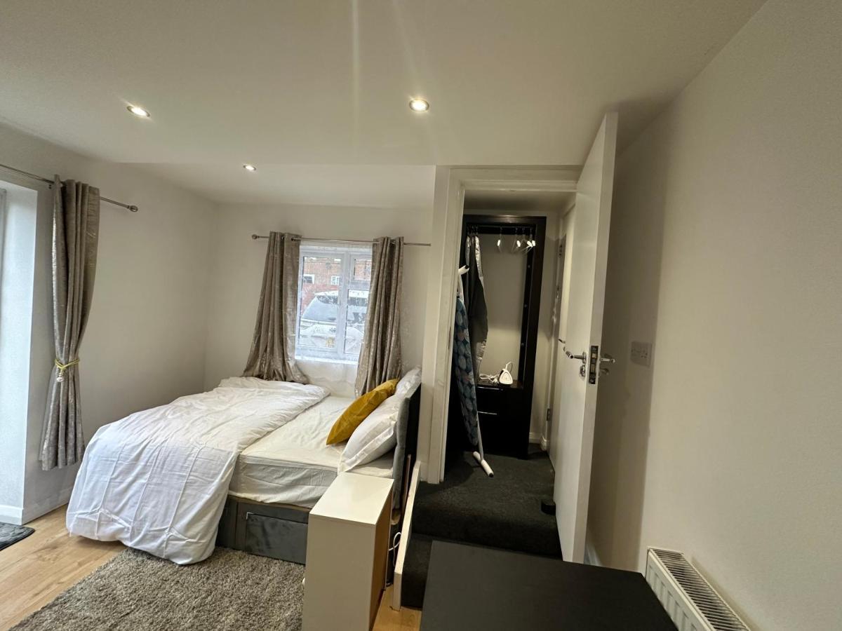 Keedonwood Road Bromley, Rooms With Free Wifi المظهر الخارجي الصورة
