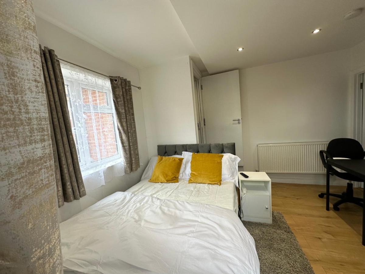 Keedonwood Road Bromley, Rooms With Free Wifi المظهر الخارجي الصورة