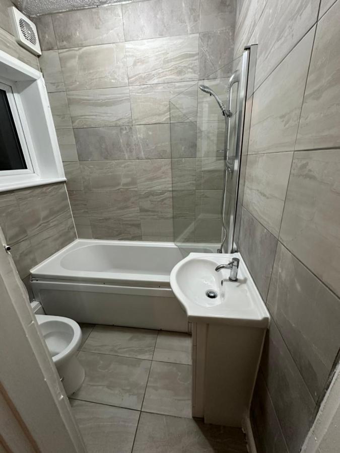 Keedonwood Road Bromley, Rooms With Free Wifi المظهر الخارجي الصورة